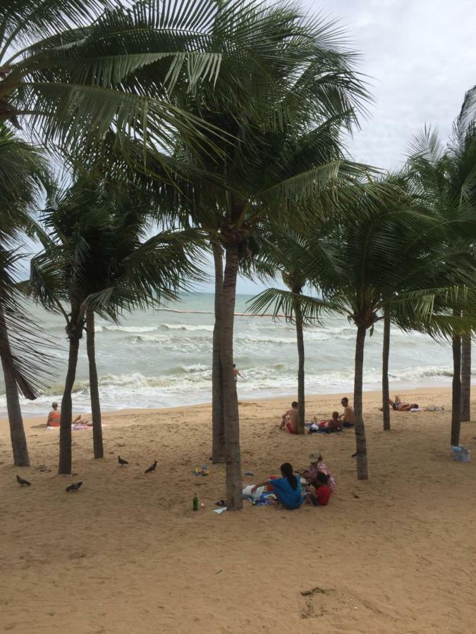 Escobar Guesthouse Jomtien Beach Zewnętrze zdjęcie