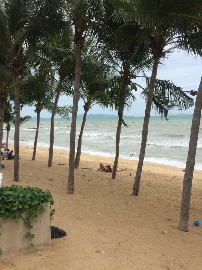 Escobar Guesthouse Jomtien Beach Zewnętrze zdjęcie