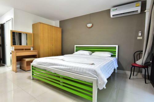 Escobar Guesthouse Jomtien Beach Zewnętrze zdjęcie
