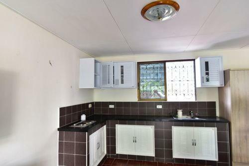 Escobar Guesthouse Jomtien Beach Zewnętrze zdjęcie